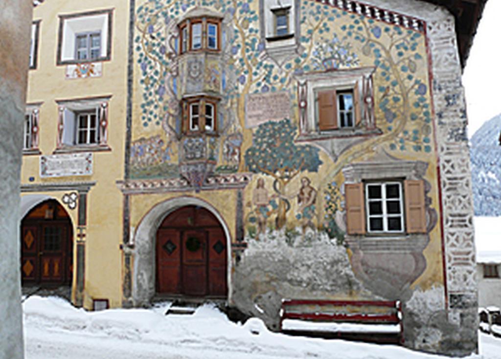 Hotel Aurora Ardez Buitenkant foto