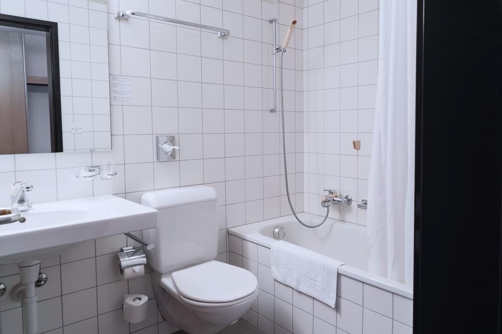 Hotel Aurora Ardez Kamer foto